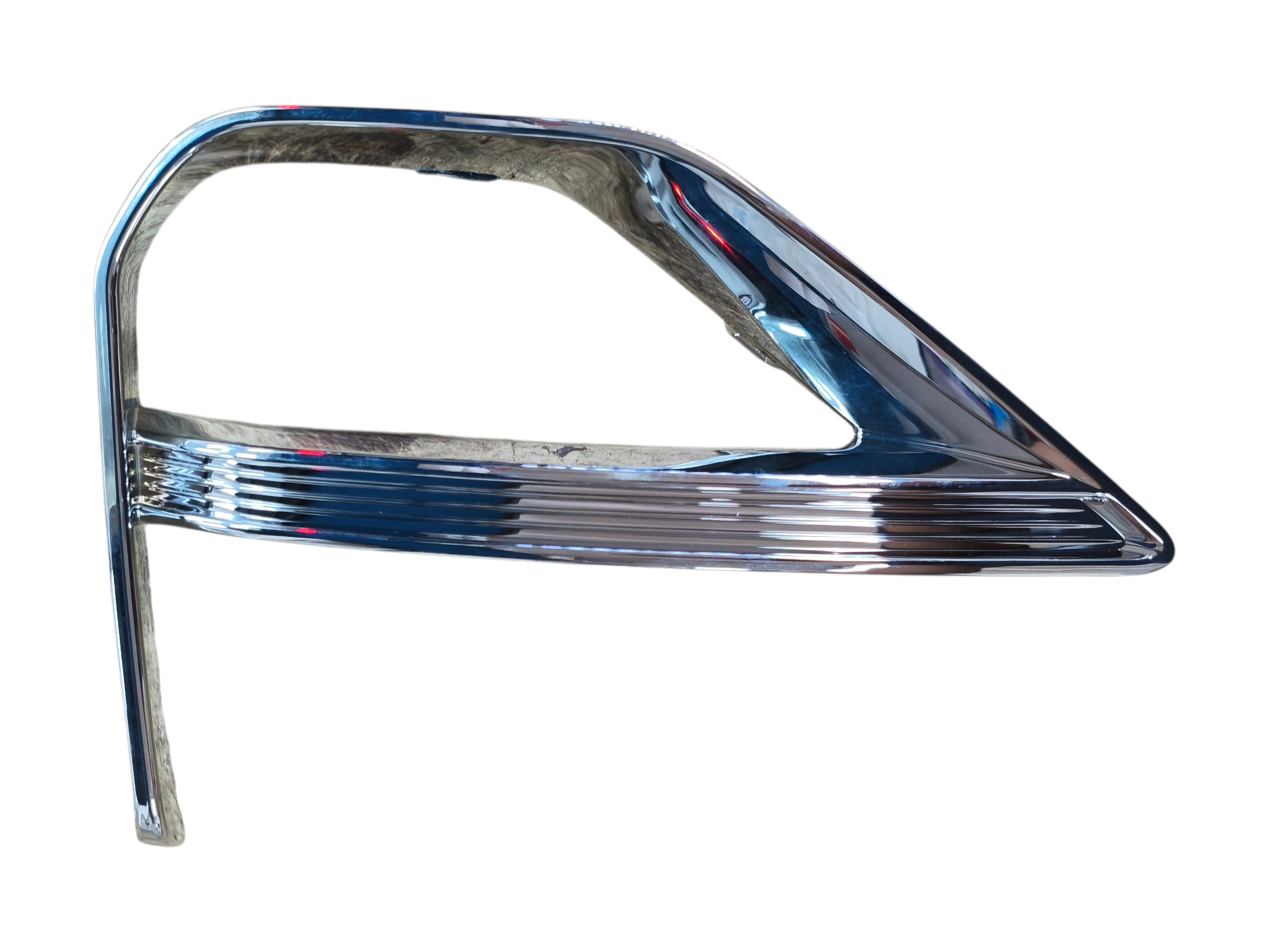 BISEL NEBLINERO DEL IZQ CROM&nbsp;TIGGO&nbsp;8&nbsp;PRO 2