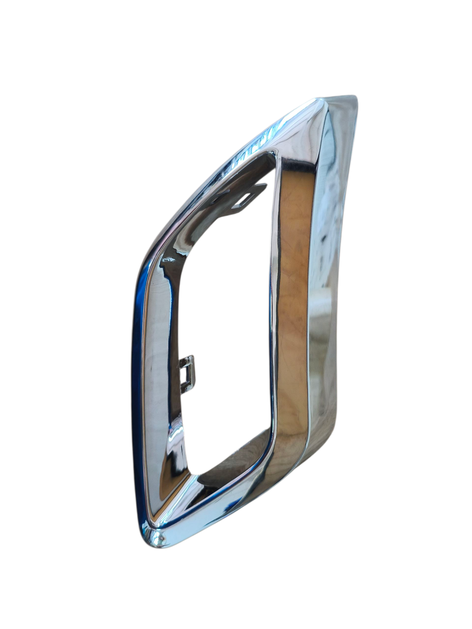 BISEL CROMADO PARACHOQUE TRA DER