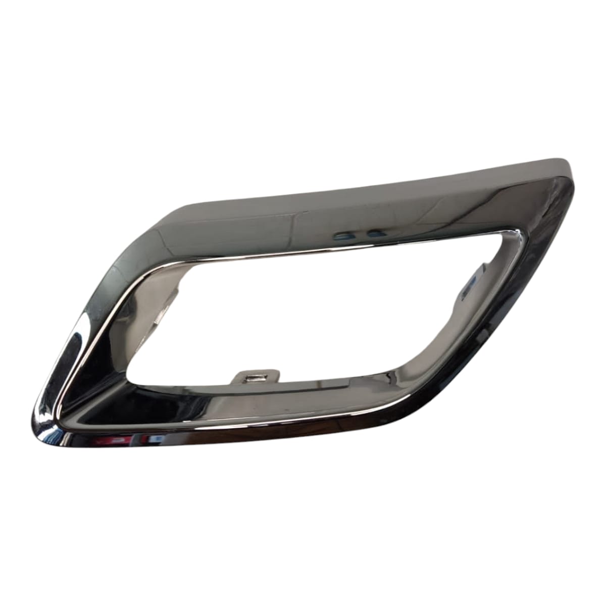 BISEL CROMADO PARACHOQUE TRA IZQ