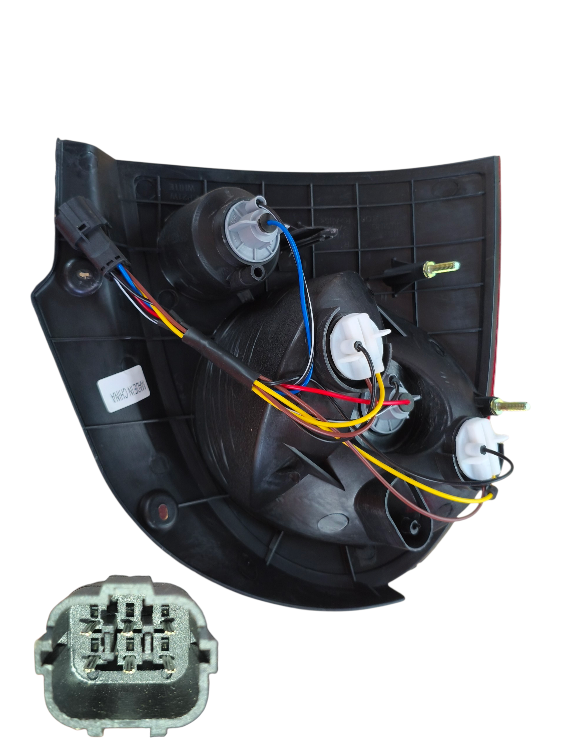 FOCO TRASERO DER.IQ 5017  CHERY 2