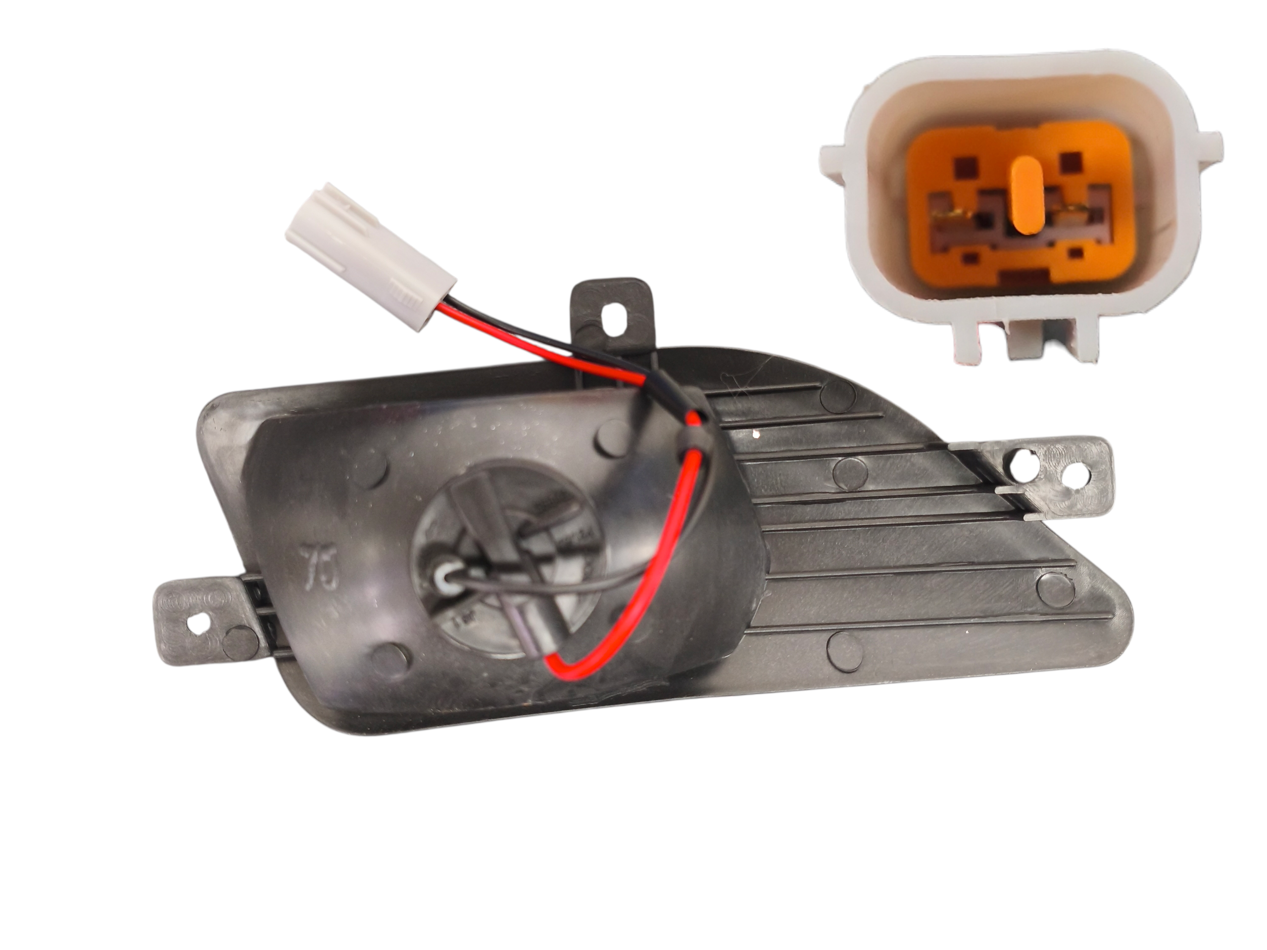 NEBLINERO TRASERO DER. WINGLE 5 12-24 2