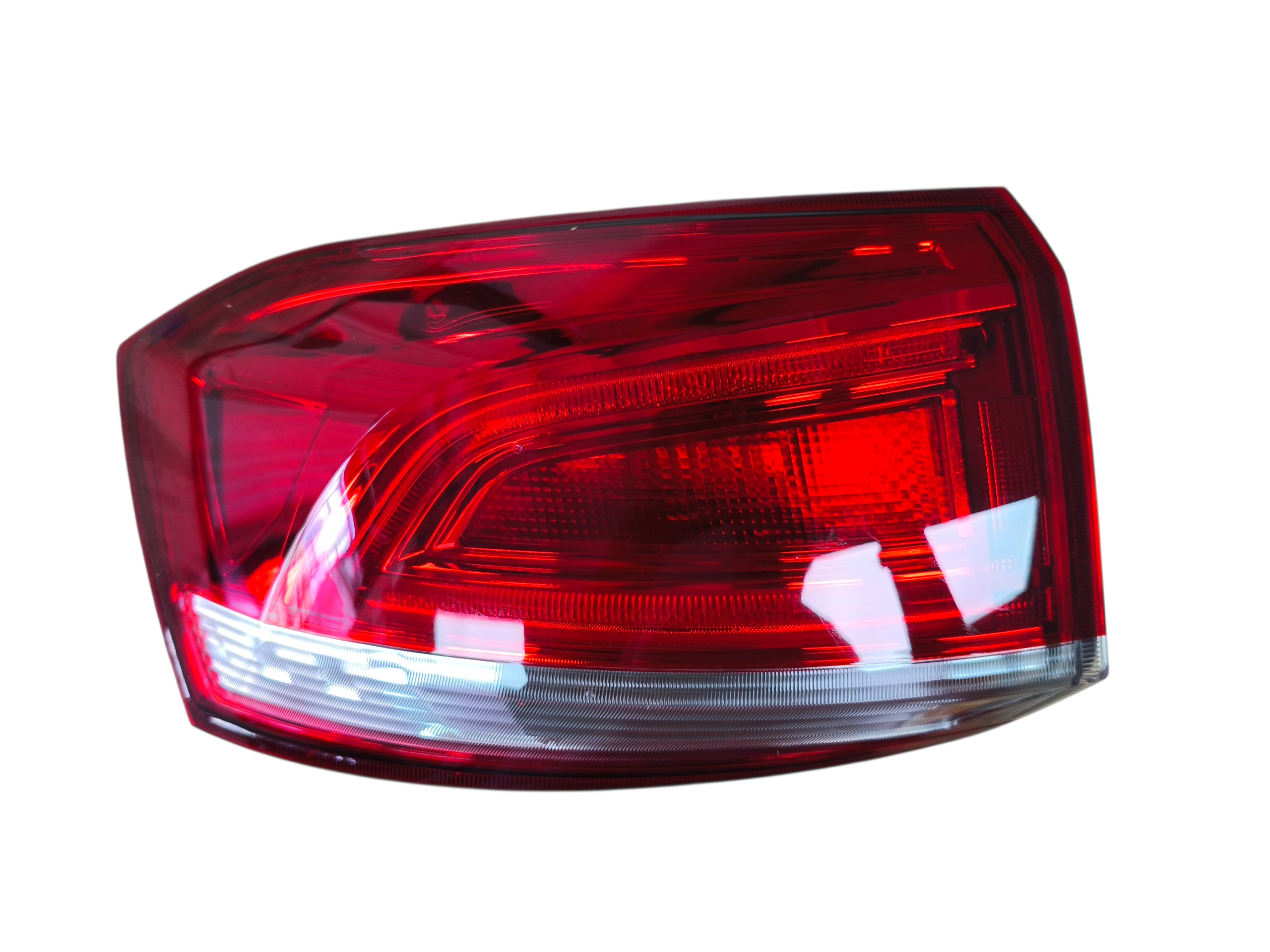 FOCO TRASERO IZQ NEW HAVAL 6