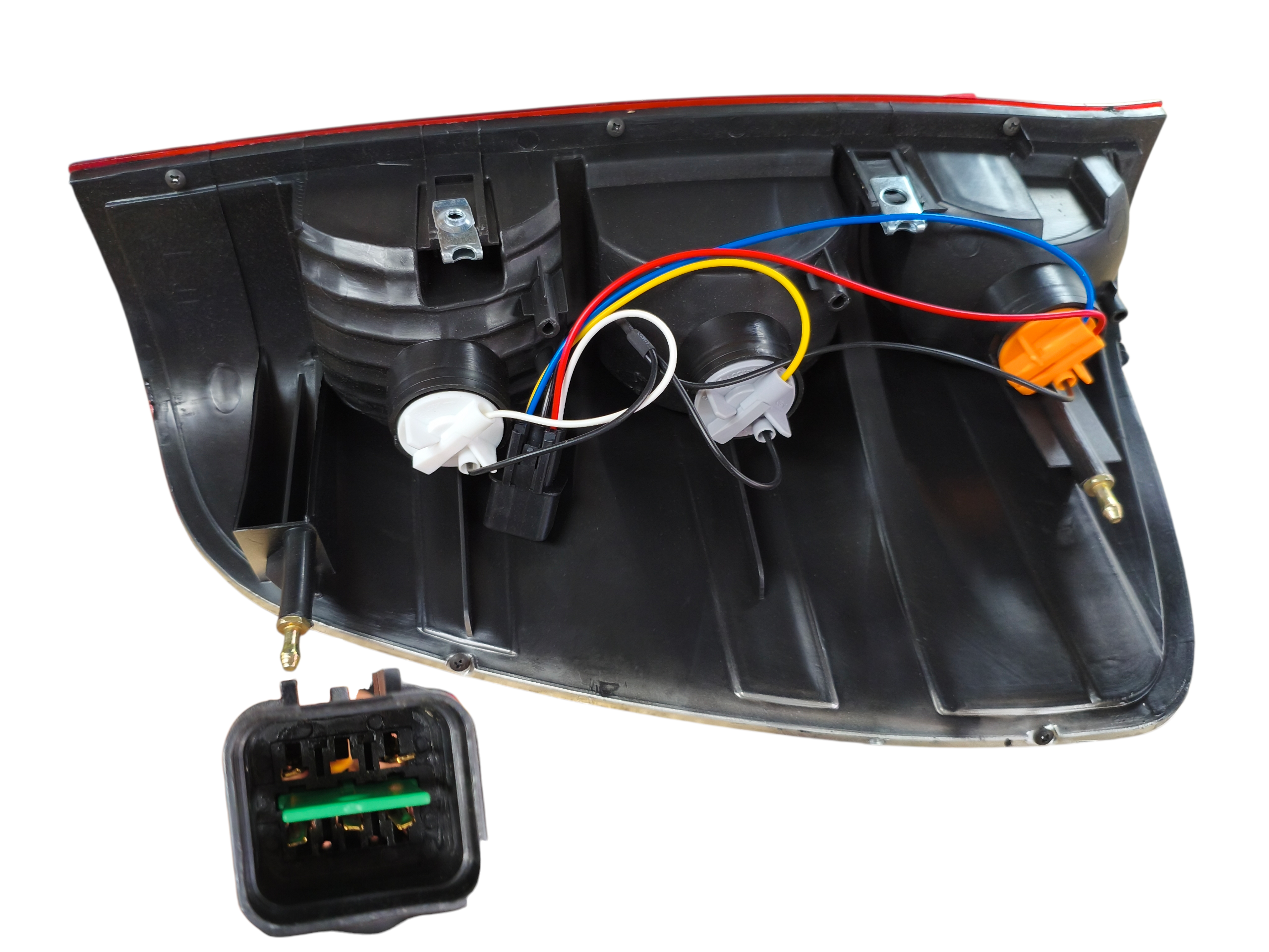 FOCO TRASERO IZQ. 2.0-2.2 WINGLE 5 RELIE 2