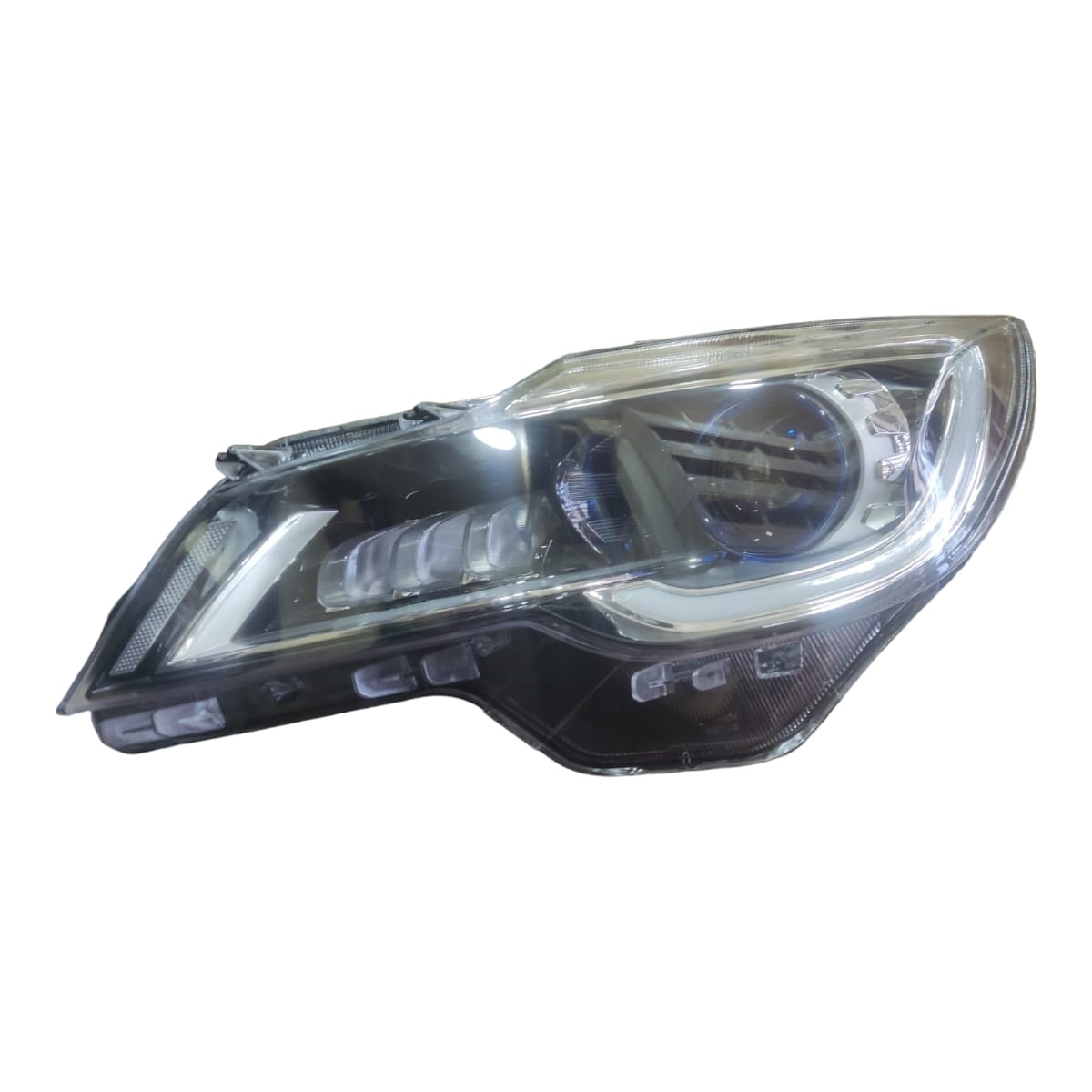 OPTICO IZQUIERDO 1.5 JETOUR X70