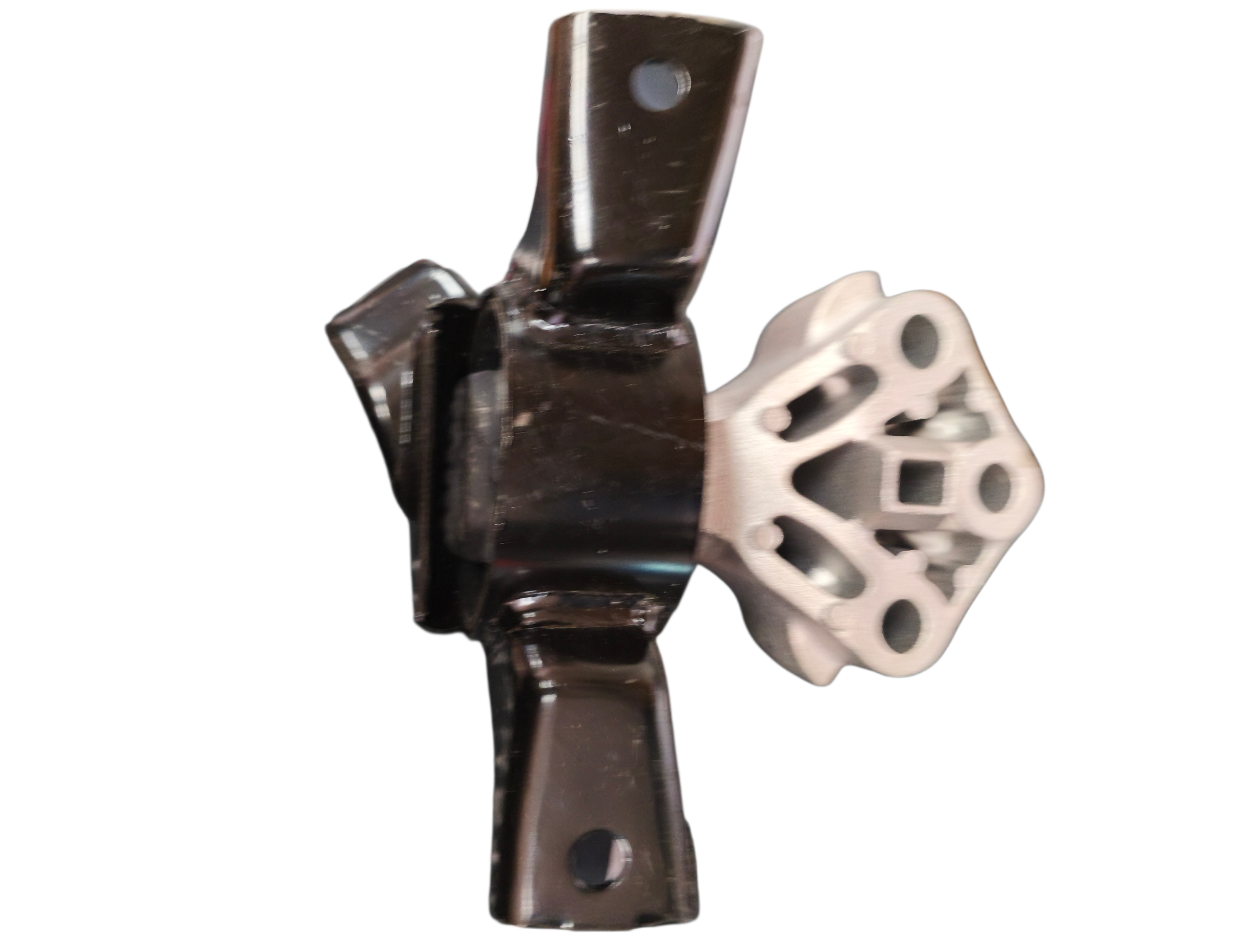 SOPORTE CAJA IZQUERDO TIGGO 3 20/ TIGGO3 PRO 2