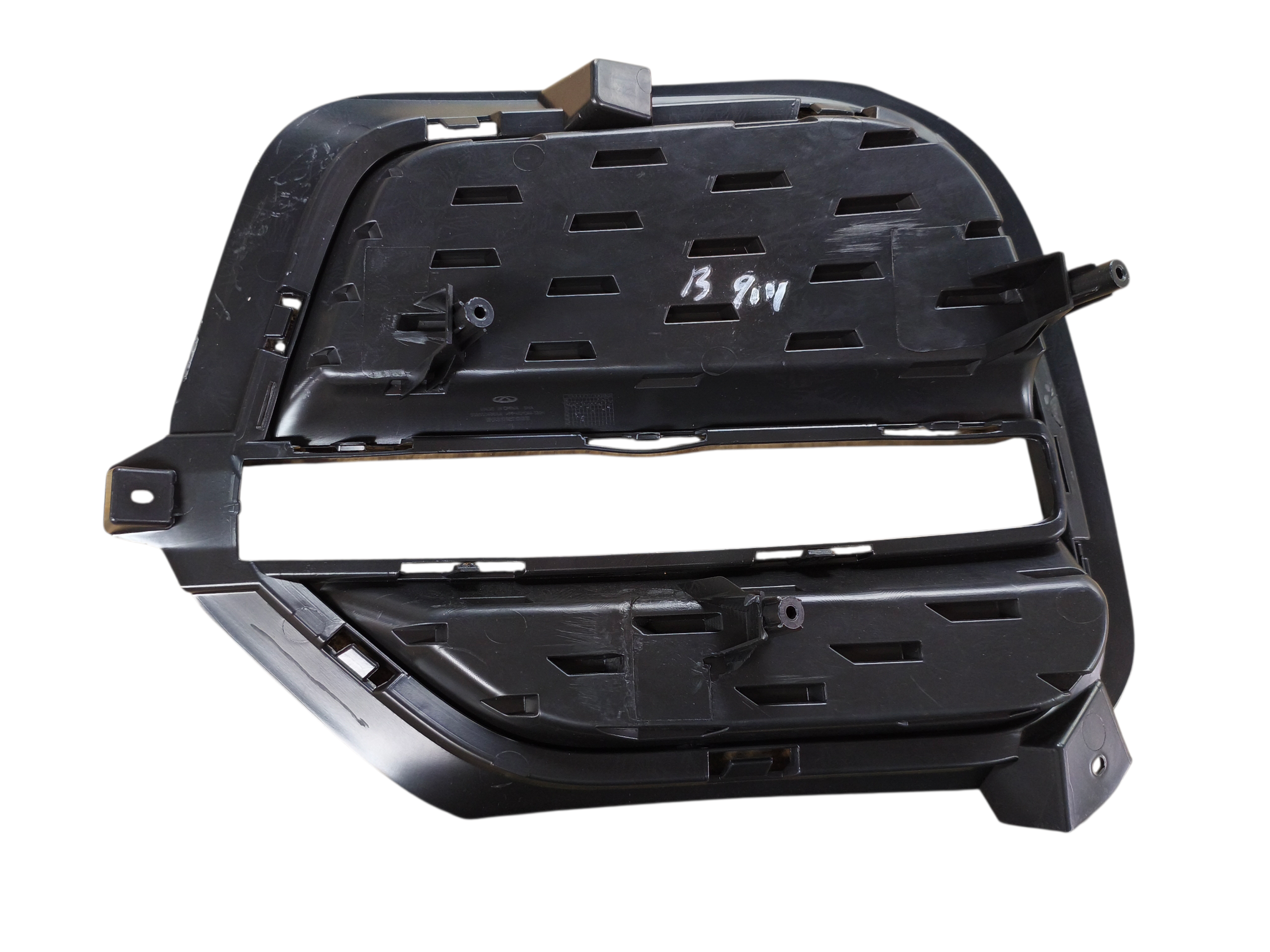 REJILLA NEBLINERO DELANTERO DER.1.5 TIGGO 3 20/