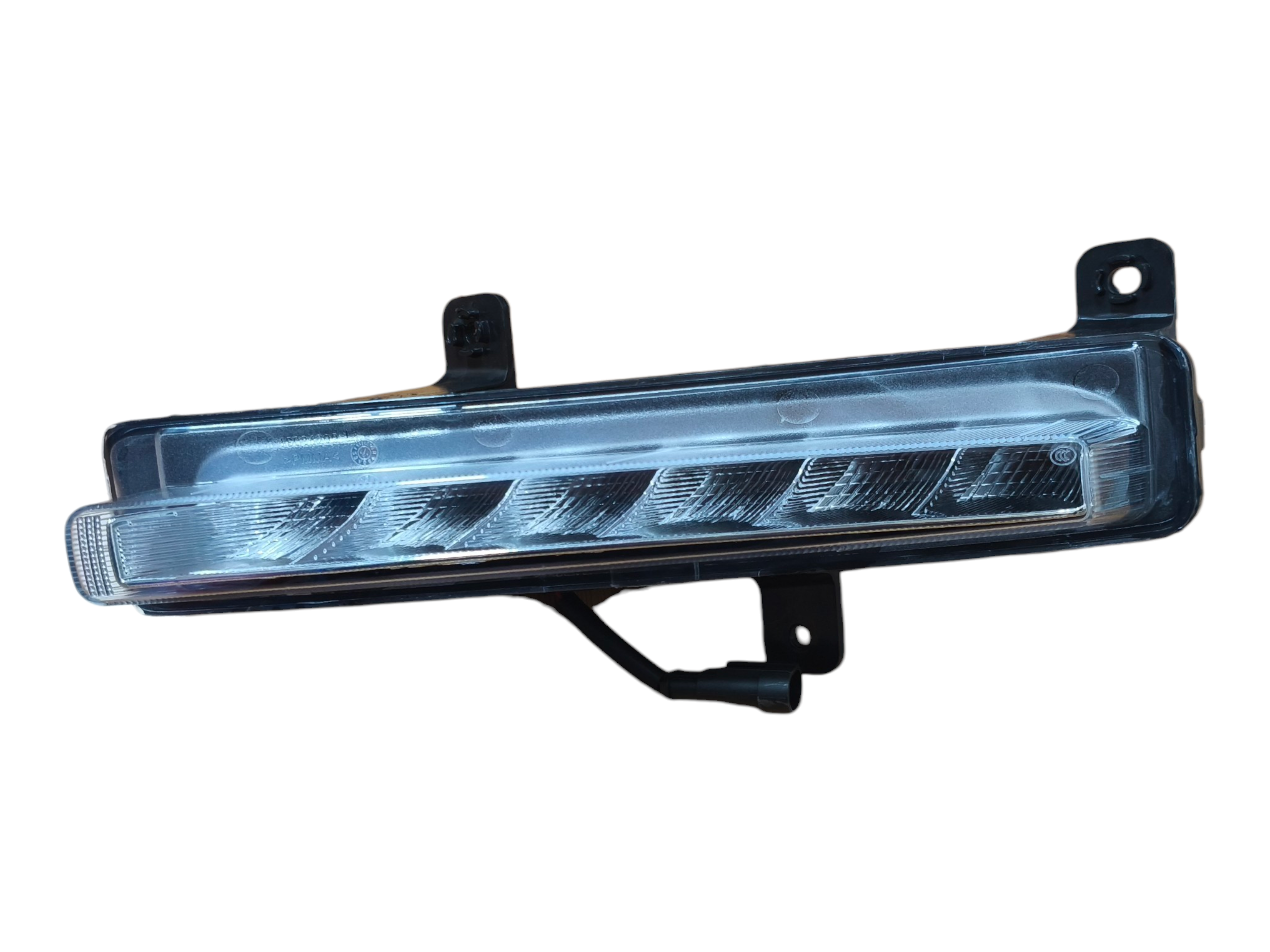 NEBLINERO DELANTERO IZQ.(LED) TIGGO 4 TIGGO 3 20/ CHERY