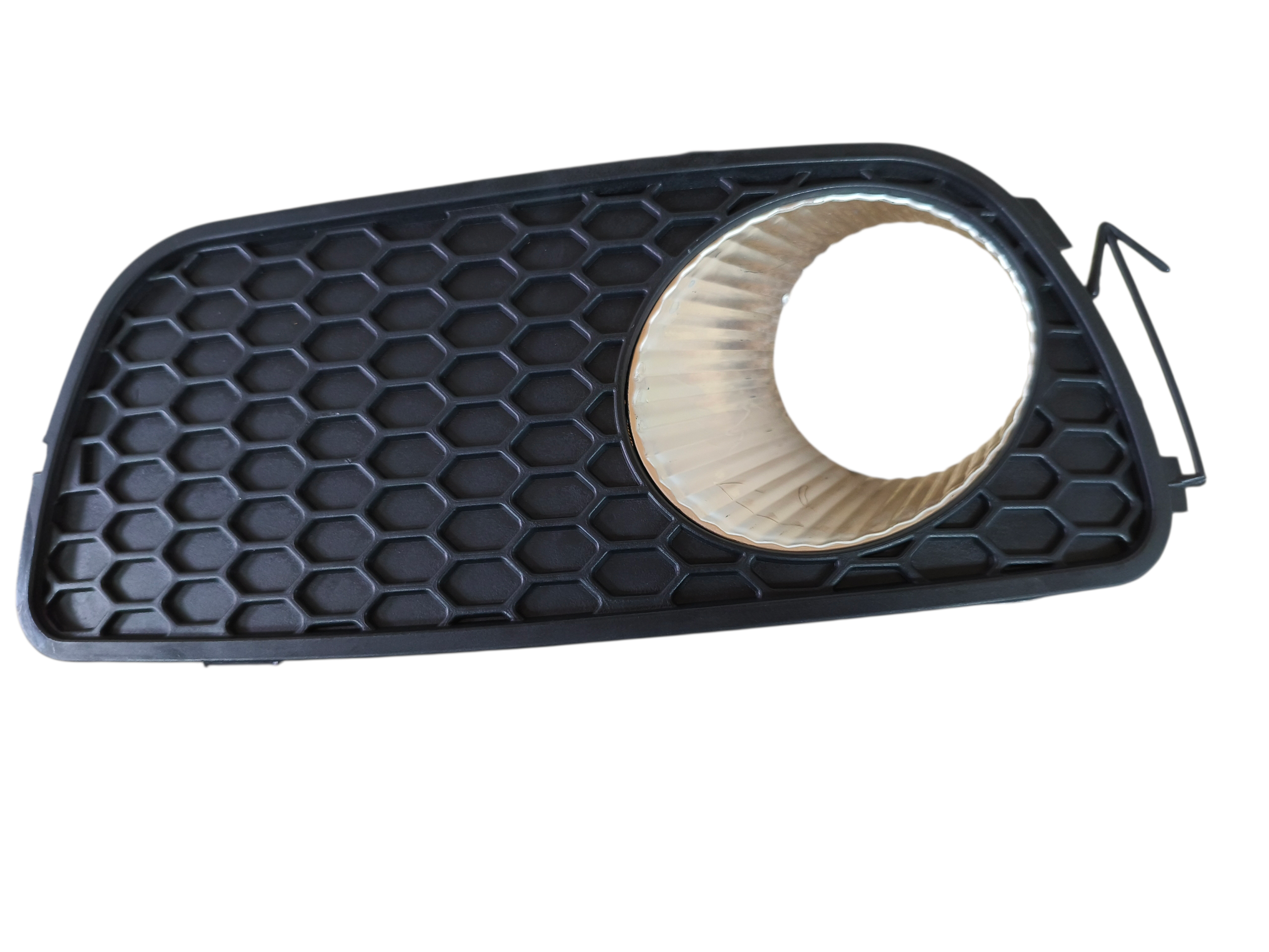 REJILLA NEBLINERO DELANTERO DER.P/NEB.SIENA 04/