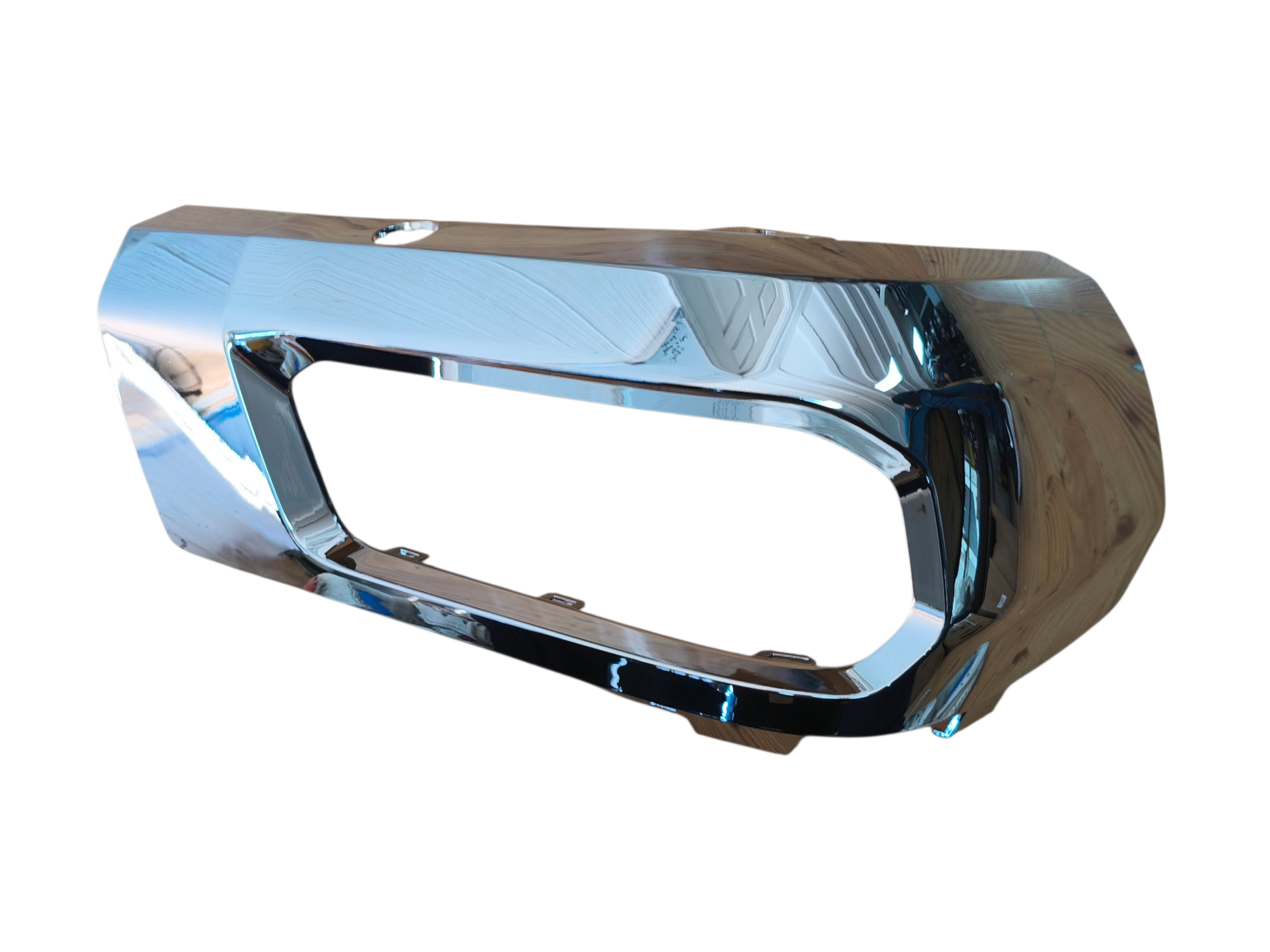 CORNER PARACHOQUE TRAS IZQ CROMADO MAXUS T60  MAXUS 3